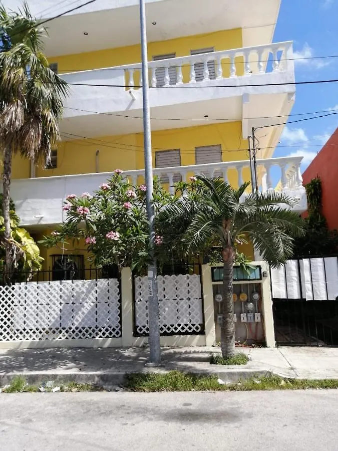 Tucan Playa del Carmen 0*,